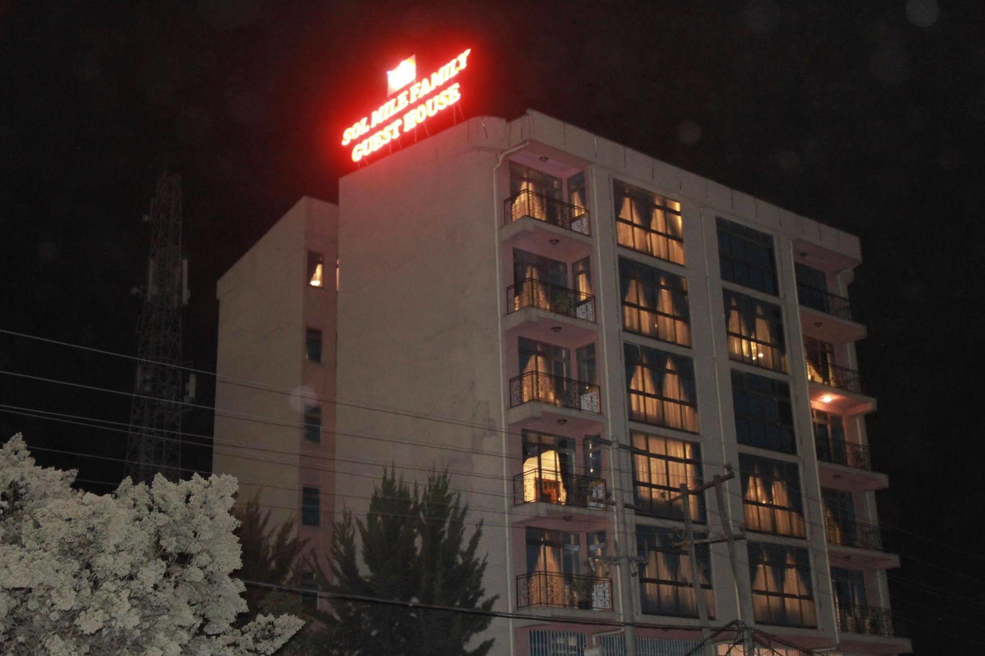 Solmile Family Guest House Addis Ababa Exteriör bild