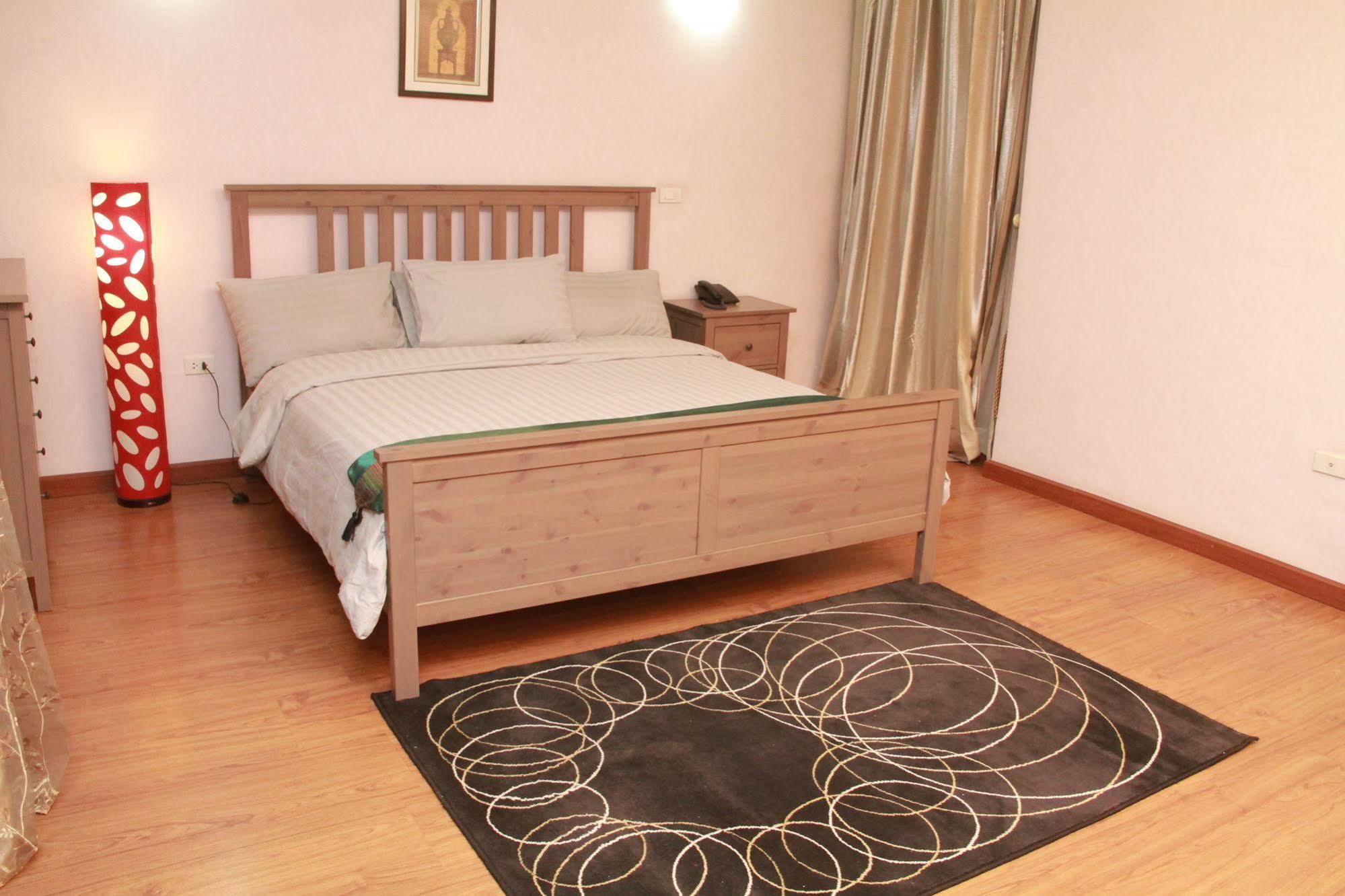 Solmile Family Guest House Addis Ababa Exteriör bild