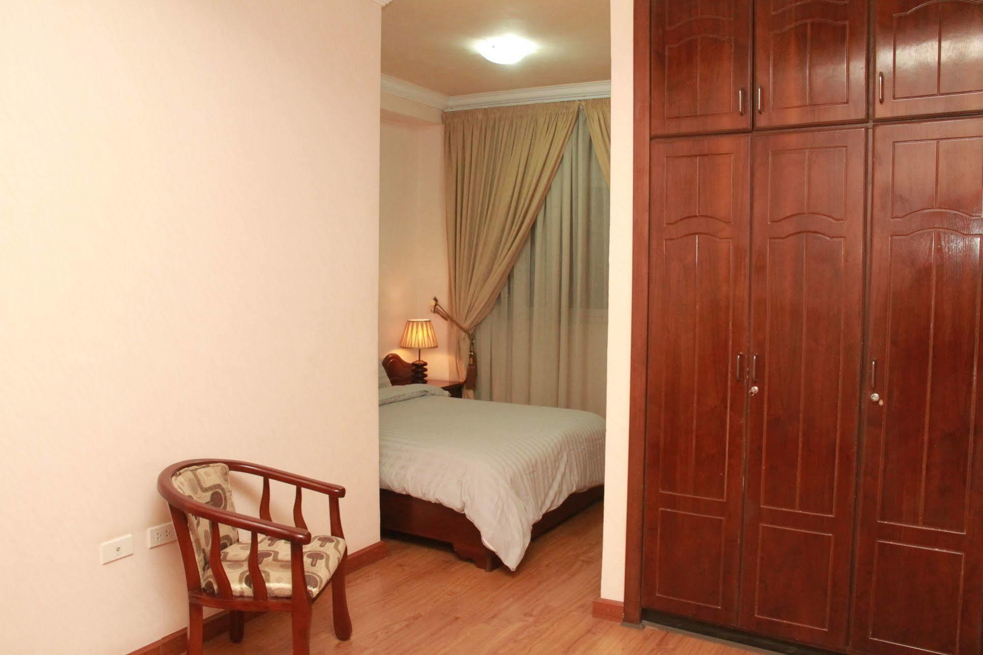 Solmile Family Guest House Addis Ababa Exteriör bild